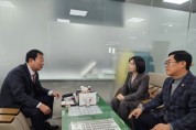 [경기티비종합뉴스] 경기도의회 박명수 의원, 임상오 안전행정위원장 만나 안성 ‘특별재난지역 지정’ 건의