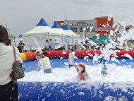 [경기티비종합뉴스] 화성특례시, 반환점 돈 화성 뱃놀이 축제…전곡항, 낭만과 열기로 물들다