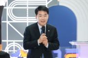 [경기티비종합뉴스] 화성특례시의회, 발달장애인 예술전시 ‘아트 브릿지’ 참석… “예술로 잇는 공감의 시간”