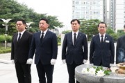 [경기티비종합뉴스] 경기도의회 국민의힘 방성환 대표의원, 제12대 신임 대표단 현충탑 참배…“강한 야당 저력으로 도민·민생 위한 길 열겠다”