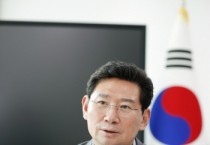 [경기티비종합뉴스] 이상일 용인특례시장, 용인시축구협회 간부의 시 공무원 폭행 사건에 단호한 조치 협회에 요구