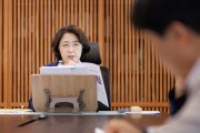 [경기티비종합뉴스] 추미애 지사, 인천 물류센터 화재 계기 긴급 대책회의 주재 도내 대형물류창고 473개소 화재안전점검·제도 개선 추진