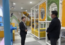 [경기티비종합뉴스] 이천시의회 김재헌 부의장 “아이들의 놀 권리 보장”…김재헌 의원, 아동 체험시설 벤치마킹 이어가
