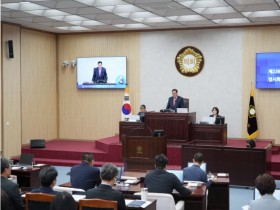 [경기티비종합뉴스] 안성시의회 안정열 의장, 제239회 임시회 폐회... '민생 안정' 추경안 의결