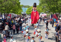[경기티비종합뉴스]"특집" 여주세종문화관광재단 이순열 이사장, 여주도자기축제, 2년 연속 100만 관람객 돌파… 대한민국 대표 도자문화축제 위상 입증