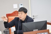 [경기티비종합뉴스] 경기도의회 도시환경위원회 유영일 의원, 종합감사서 GH 고위직 기강 해이....청탁금지법 위반 의혹 철저히 밝혀야