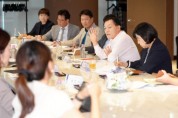 [경기티비종합뉴스] 수원특례시 이재준 시장, ‘글로벌축제·케이(K)-컬처로드 세미나’ 열고, 수원화성 3대 축제의 발전방향 모색