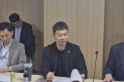 [경기티비종합뉴스] 경기도의회 도시환경위원회 유영일 부위원장, 제로에너지 아파트 확대와 비용 절감의 중요성 강조