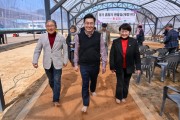 [경기티비종합뉴스] 양평군의회 지민희부의장 “경기 흙향기 맨발길(계정1리) 준공식” 참석