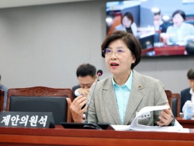 [경기티비종합뉴스] 경기도의회 김미숙 부의장, 인공지능 활용 제도적 기반 마련… 경기도의회 ‘인공지능 의정지원’ 이끈다