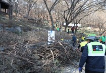 [경기티비종합뉴스] 수원특례시,‘팔달산 설해(雪害) 피해목 시민의 손으로 복원하기’봉사활동