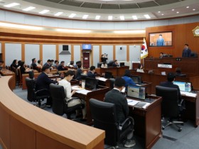 [경기티비종합뉴스] 김종욱 오산시의회 의장 "시민이 변화를 체감하는 의정활동 펼치겠다"…오산시의회 제304회 임시회 폐회