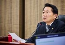 [경기티비종합뉴스]"특집" 경기도의회 농정해양위원회 방성환 위원장, 산림 비전 균형 재정립 촉구…농업기술원 인력 운영 체계 점검
