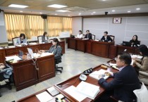 [경기티비종합뉴스] 수원특례시의회 보건복지위원회,  복지여성국 소관부서 행정사무감사 진행