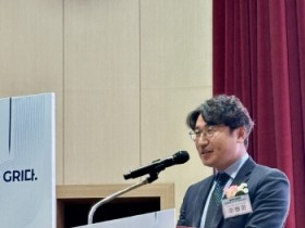 [경기티비종합뉴스] 경기도의회 기획재정위원회 조성환 위원장,“경기연구원, 인구·산업 대전환 시대의 나침반”