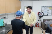 [경기티비종합뉴스] 조용호 오산시장, 연이은 폭염 속 어르신 건강·안전 살펴…“자녀 된 마음으로 어르신 챙기는 시정 펼칠 것”