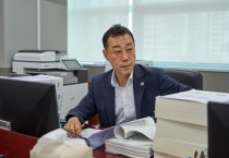 [경기티비종합뉴스] 경기도의회 경제노동위원회 이용호 부위원장 “실적 140% 노사민정협의회, 정책 반영은 전무… 겉핥기 운영 질타”