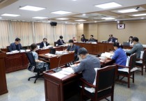 [경기티비종합뉴스] 수원특례시의회 도시미래위원회 이찬용 위원장, 조례안 등 안건심사