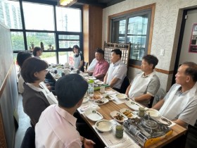 [경기티비종합뉴스] 평택시 안중출장소, 서부지역 5개 읍면장 및 이장협의회장과 간담회 개최