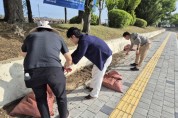 [경기티비종합뉴스] 화성특례시 정명근 시장,  주민과 함께한 뱃놀이 축제장 환경정비