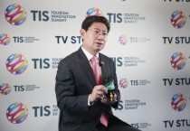 [경기티비종합뉴스] 이상일 용인특례시장, 'TIS 2025' 주관사와 방송 인터뷰 통해 한국과 용인의 관광 역량 설명