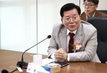 [경기티비종합뉴스] 경기도의회 건설교통위원회 허원 위원장, 경기도 광역이동지원센터 콜센터 ‘KS 서비스 인증’ 현판식 참석