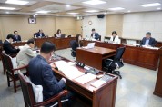 [경기티비종합뉴스] 수원특례시의회 도시미래위원회 이찬용 위원장, 조례안 등 안건심사