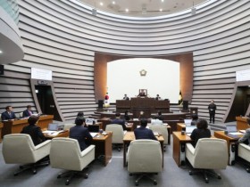 [경기티비종합뉴스] 광주시의회 허경행 의장, 제321회 제2차 정례회 개회… 내년 본예산 등 처리