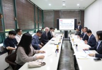 [경기티비종합뉴스] 시흥시의회 도시환경위원회 서명범 위원장, 네덜란드 자전거대사관과 간담회 가져