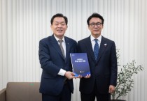 [경기티비종합뉴스] 이재준 수원특례시장, 김민석 국무총리에게 수원 군공항 이전·수원경제자유구역 지정 등 현안 정부 지원 건의