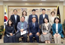 [경기티비종합뉴스] 수원특례시의회 이재식 의장,  수원교육장 및 수원시 관내 초등학교 교장들과 간담회 개최