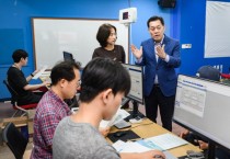 [경기티비종합뉴스] 이재준 수원특례시장, 민생회복 소비쿠폰 신청 첫 날 발급기관 찾아 현장 점검