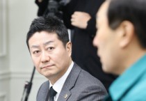 [경기티비종합뉴스] 김진경 경기도의회 의장, 산청 산불 진화 희생자 조문…애도의 뜻 전해