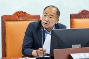 [경기티비종합뉴스] 경기도의회 안전행정위원회 소속 이영희 의원, 스쿨존 시간제 운영 검토 촉구...안전과 교통 편의 균형 찾아야