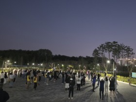 [경기티비종합뉴스] 평택시, 동삭동 주민자치회, ‘모두가 함께하는 모산공원 야간 생활체조’ 운영