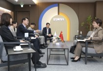[경기티비종합뉴스] 화성특례시-중국 샤오간시, 孝 문화로 잇다 ‘화성특례시민의 날’,  축하 대표단 방문... 교류 협력 확대