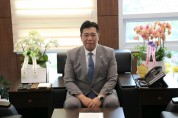 [경기티비종합뉴스] "특별 인터뷰" 화성특례시의회 이계철 의장, 지역 언론인과의 소통 및 차담회 열어… "시민 신뢰받는 의회 만들겠다"