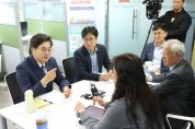 [경기티비종합뉴스] 경기도, 김동연지사 중동정세 악화로 피해 우려되는 기업 찾아  “경기도가 함께하겠다. 자금·보증 지원 등 많이 활용해달라”