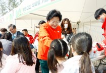 [경기티비종합뉴스] 이천시, ‘제80회 식목일 기념 나무 나눠주기 행사’ 성료