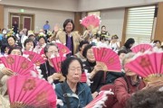 [경기티비종합뉴스] 수원특례시의회 기획경제위원회 조미옥 의원, ‘2026 권선구 은빛어르신 노래자랑’ 참석… “3회부터 11회까지 9년째 어르신들 곁 지켜”