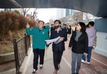 [경기티비종합뉴스] 수원특례시의회 이재식 의장, 권선구 주요 현안 지역 방문으로 소통강화