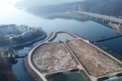 [경기티비종합뉴스] 용인특례시, 기흥저수지 인공습지 연결 보도교 2개 설치