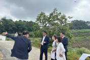 [경기티비종합뉴스] 경기도  도시주택 손임성 실장, 13년 만에 처음으로 3차원 드론 활용한 지적재조사위원회 현장 개최