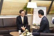 [경기티비종합뉴스] 경기도, 김동연 지사, 김진경 경기도의회 의장 만나 “민생어려워. 이번 주내로 예산안 처리해달라”요청