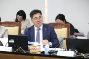 [경기티비종합뉴스] 경기도의회 경제노동위원회 정하용 의원, 노동국 예산 편중·기관 기강 해이 심각