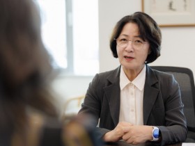 [경기티비종합뉴스] 경기도 추미애 지사, 그레첸 휘트머 미시간 주지사 만나“미래차 글로벌 동맹으로 함께 도약하자”