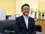 [경기티비종합뉴스] "특별 인터뷰" 이충우 여주시장 민선 9기, 약속한 사업 완성해 살기 좋은 여주 만들겠습니다"