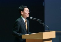 [경기티비종합뉴스] 경기도, 2024 성과우수자 ‘올해의 우수공무원’ 선정. ‘특별한 성과’에 ‘특별한 보상’으로 공직 자긍심 불어넣어