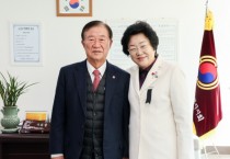 [경기티비종합뉴스] 김경희 이천시장, 신년맞이 대한노인회 이천시지회 방문 및 에이스 경로식당 배식 봉사