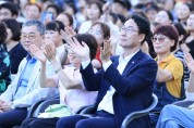 [경기티비종합뉴스] 화성특례시 정명근 시장, 한여름 밤 울려 퍼진 음악과 추억...화성특례시 ‘시간여행 콘서트’ 성료